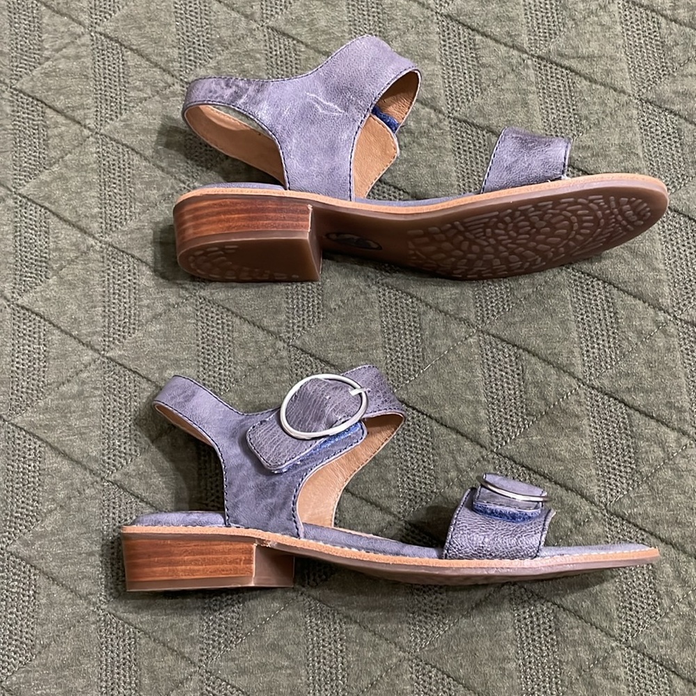 SOFFT Nerissa Gray Leather Block Heel Sandals size 7 - Picture 3 of 8